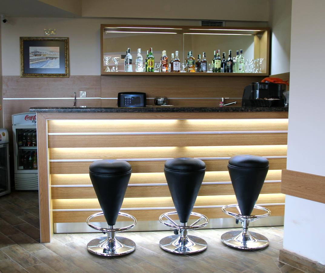 Hotel Coop Rozhen パンポロボ エクステリア 写真